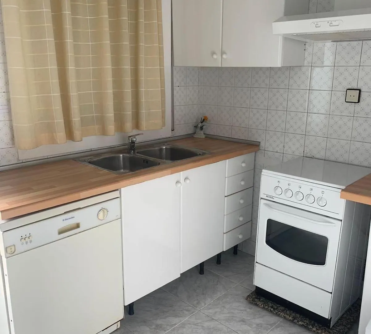 Chalet Ideal Para Familias Con Jardin Grande Y Piscina Privada Les Tres Cales 0*,